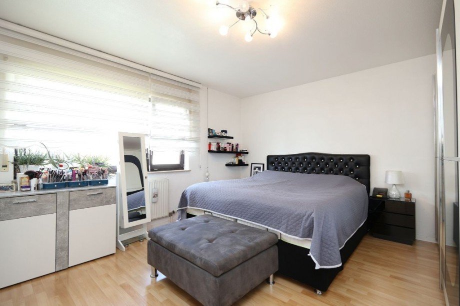 SCHLAFZIMMER Etagenwohnung Darmstadt