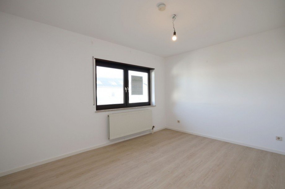 ZIMMER OG Reiheneckhaus Seeheim-Jugenheim