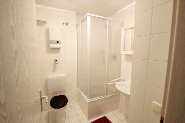 BADEZIMMER Etagenwohnung Darmstadt