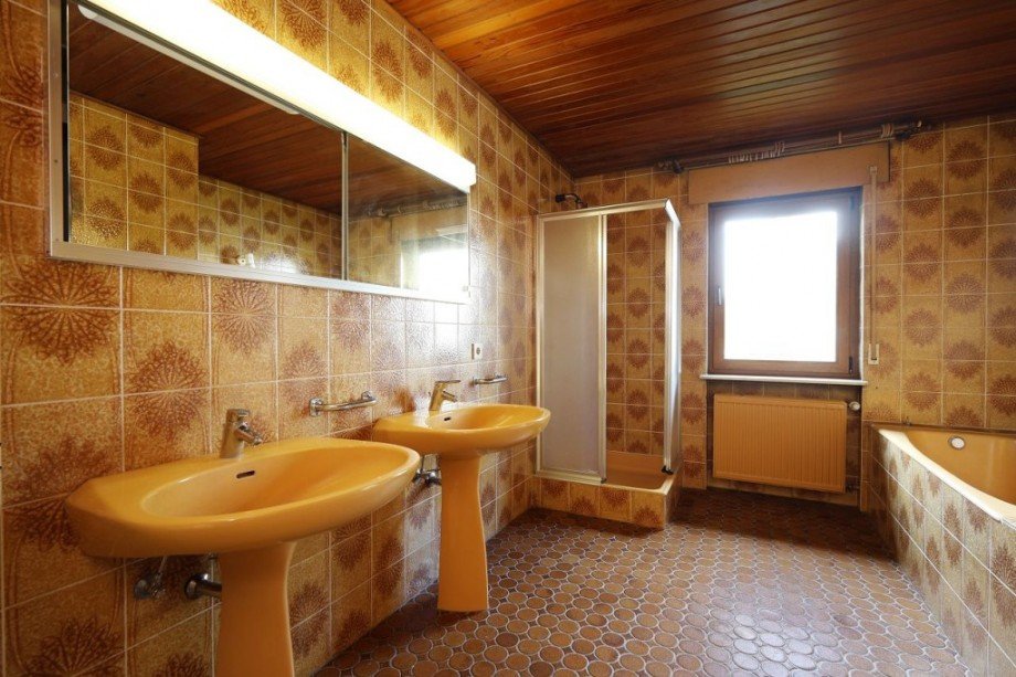 BADEZIMMER EG Einfamilienhaus Weiterstadt