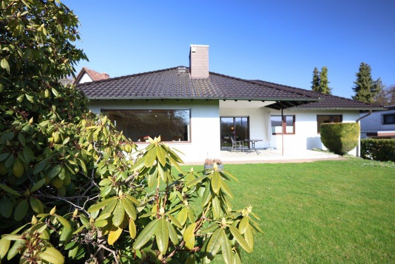 GARTENSEITE M�hltal Einfamilienhaus BUNGALOW in TRAUTHEIM - Wohnen auf einer Ebene