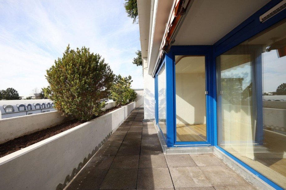 GROSSER BALKONBEREICH Etagenwohnung Darmstadt