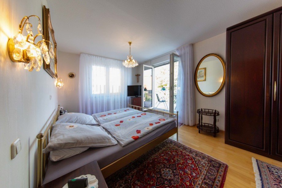 SCHLAFZIMMER Doppelhaush�lfte Darmstadt