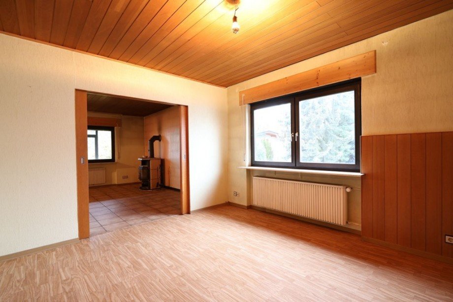 ESSBEREICH; BLICK ZUM WOHNRAUM Einfamilienhaus Alsbach-H�hnlein