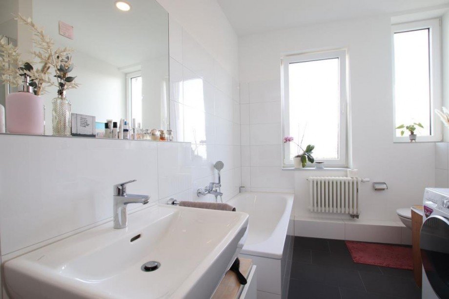 BADEZIMMER Etagenwohnung Darmstadt