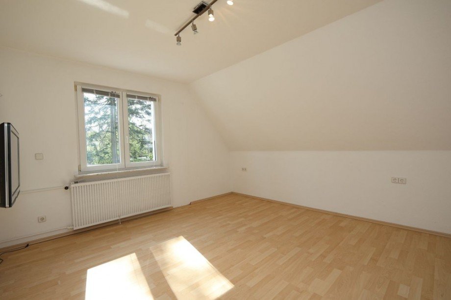 (KINDER-) ZIMMER Einfamilienhaus Darmstadt