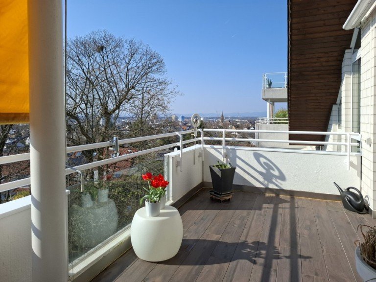 SONNENTRAUM Langen Etagenwohnung TAUNUSBLICK